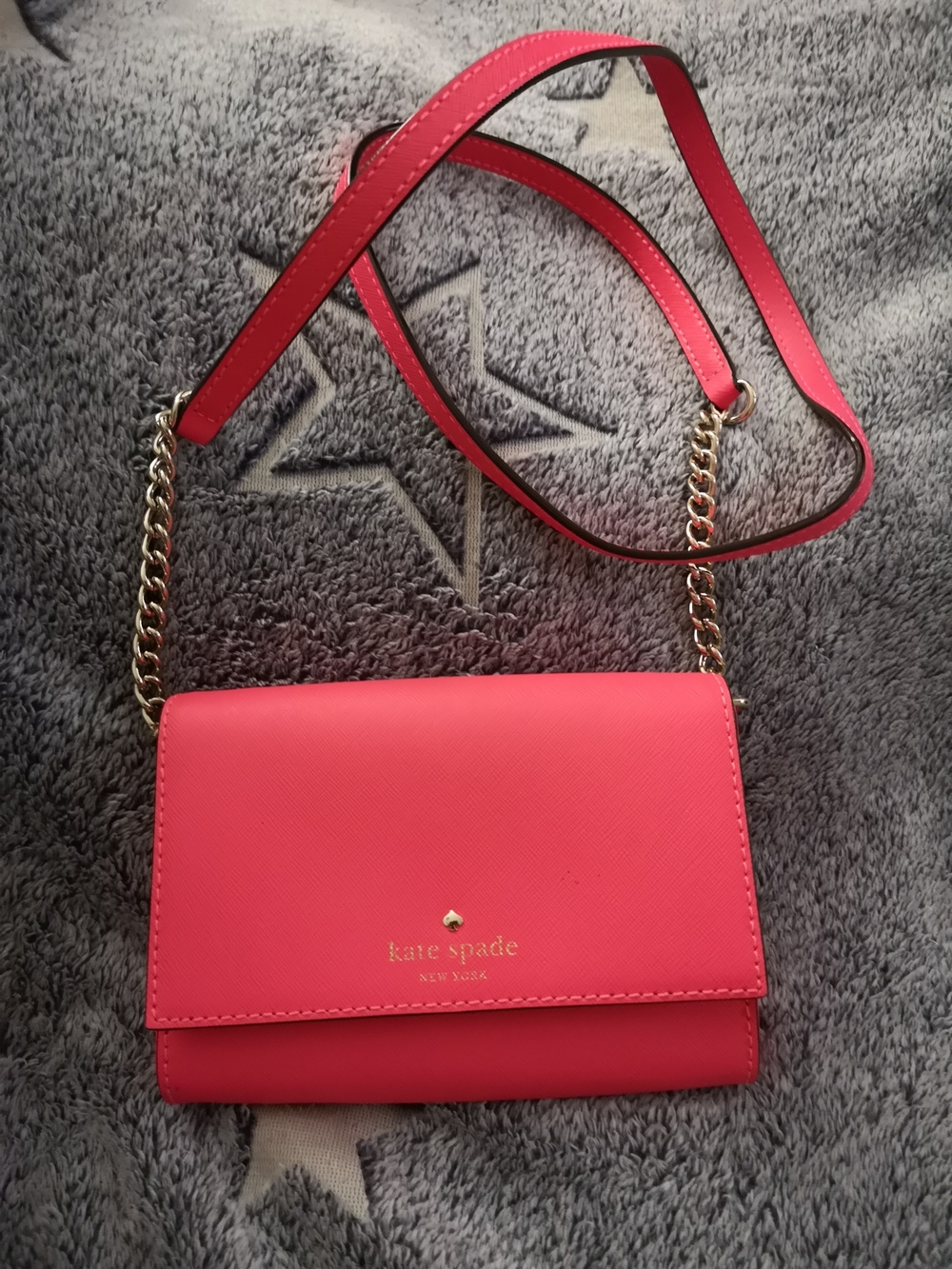 kate spade hot pink leather crossbody with gold chain